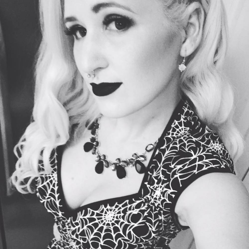 Meet your Posher, Heather